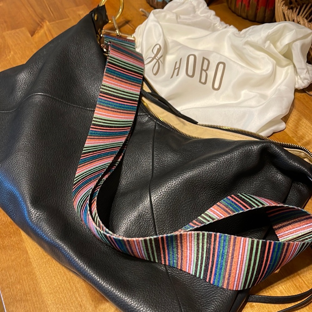 Hobo purse, removable strap, this purse has been well cared for.  Asking 150